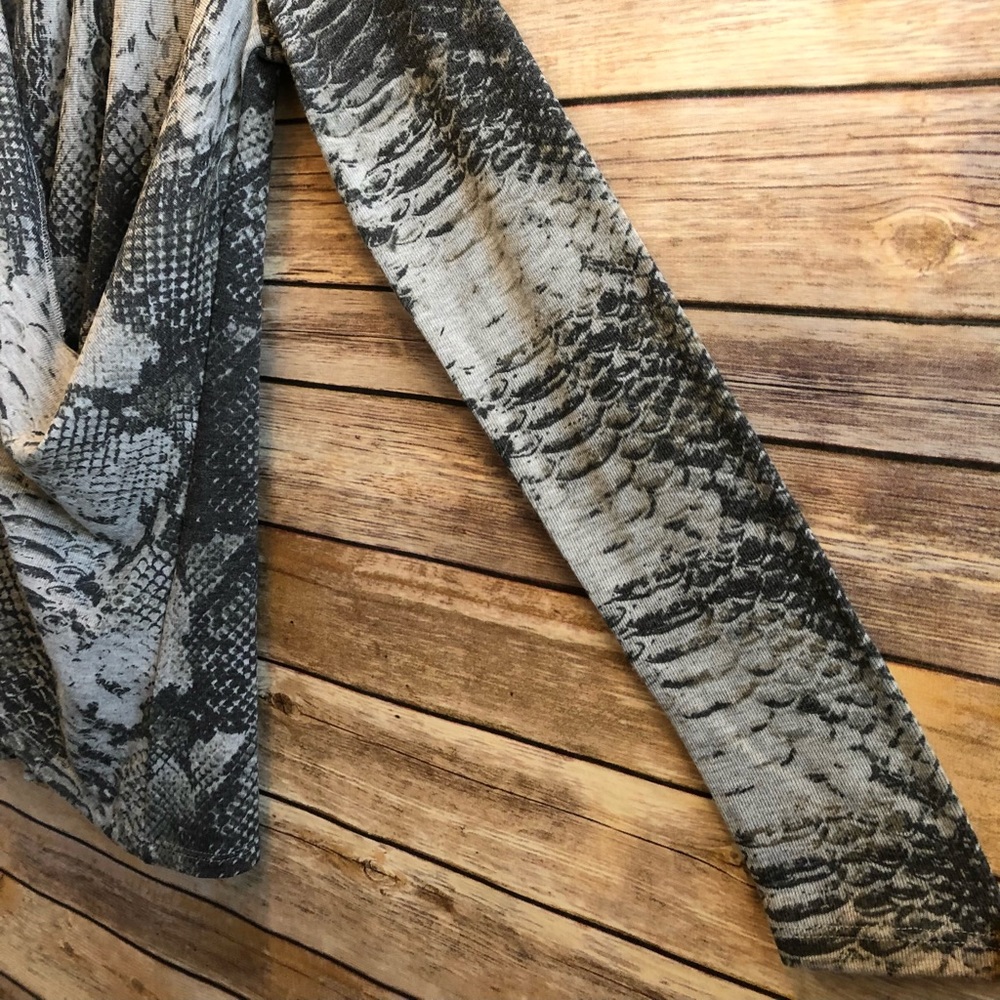 1. State Surplice V-Neck Graphic Python Print Lon… - image 3